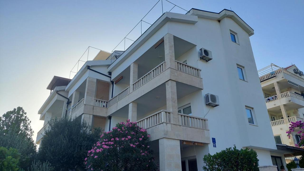Apartments Eti Μπολ Εξωτερικό φωτογραφία